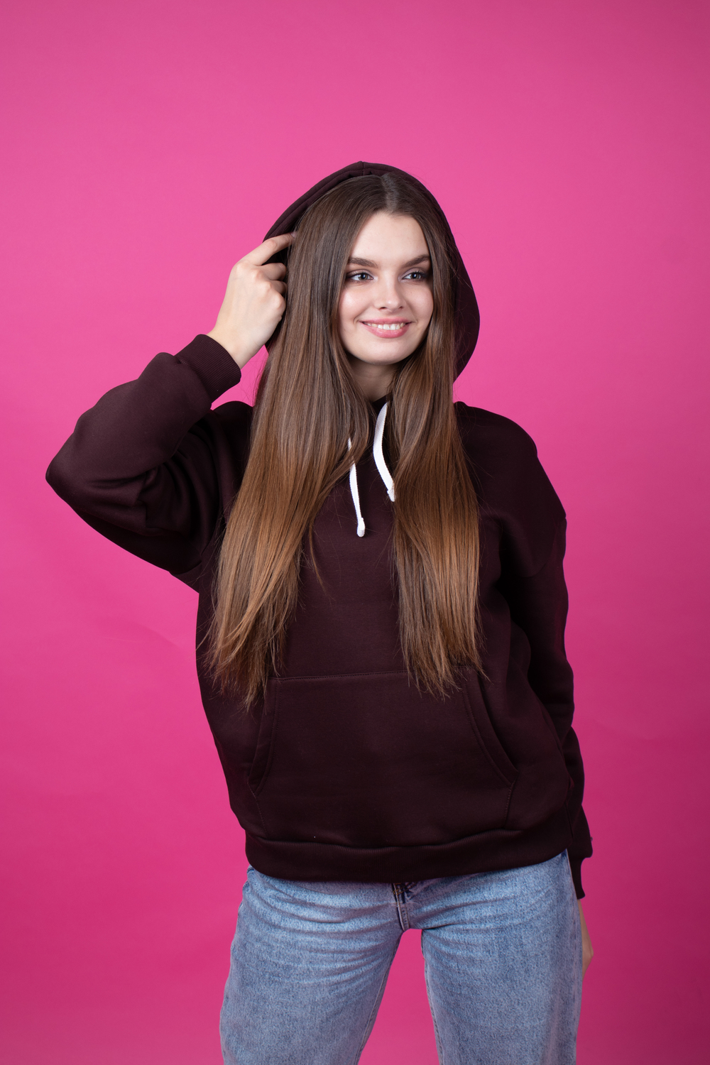 Коричневий худі жіночий