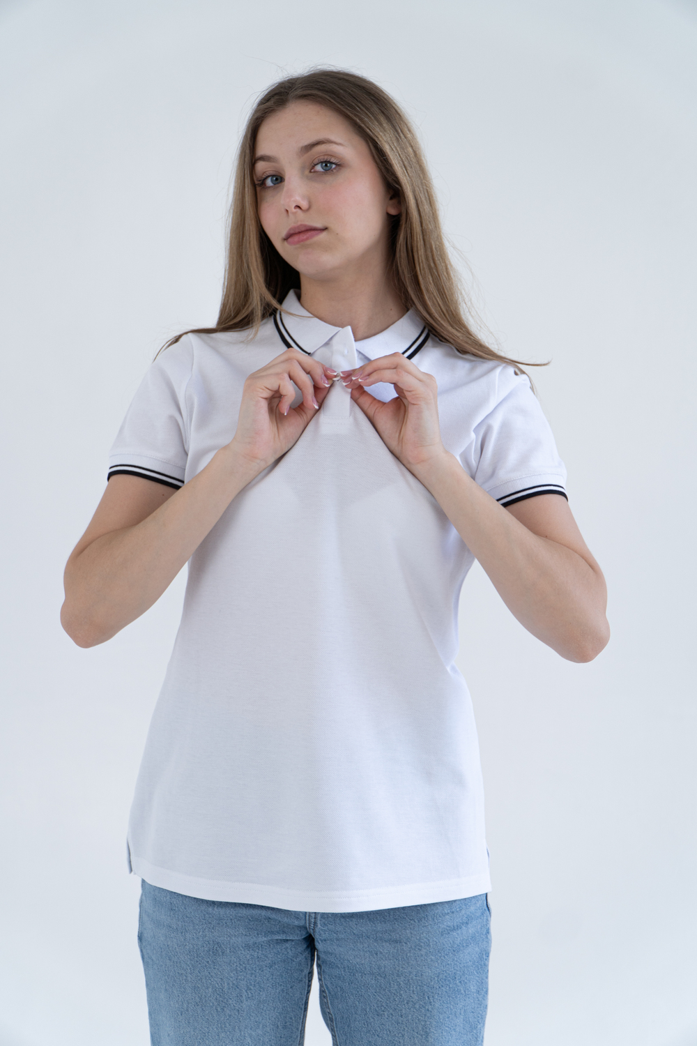 Біла з чорною смужкою футболка поло жіноча CLASSIC