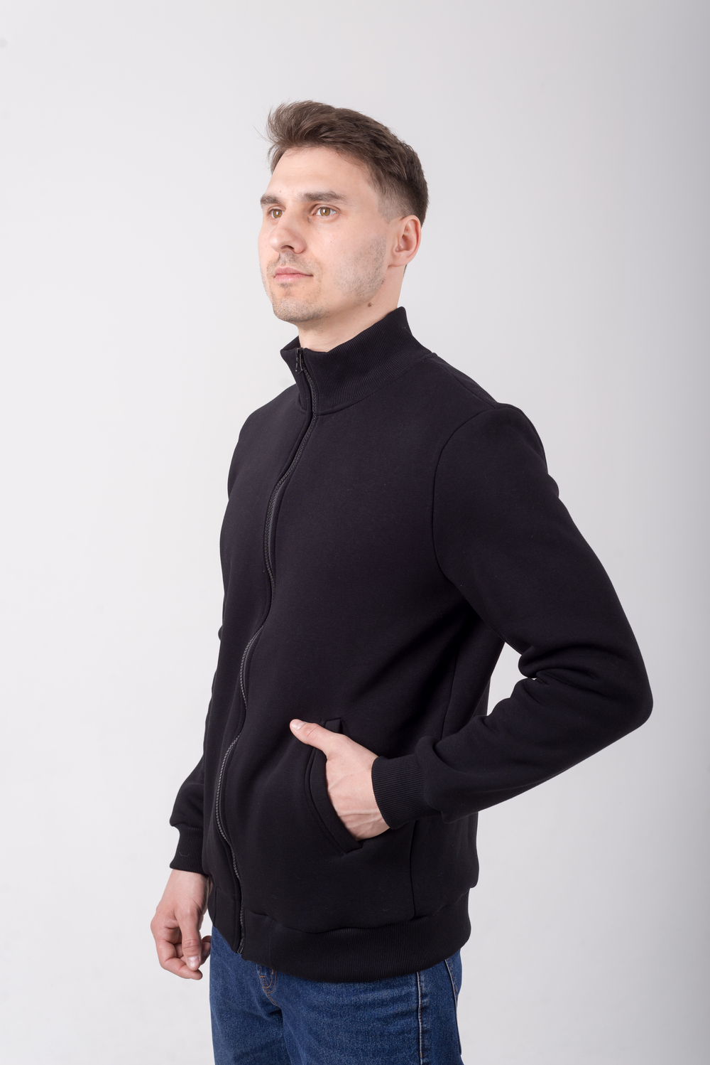 Чорна кофта на блискавці чоловіча
